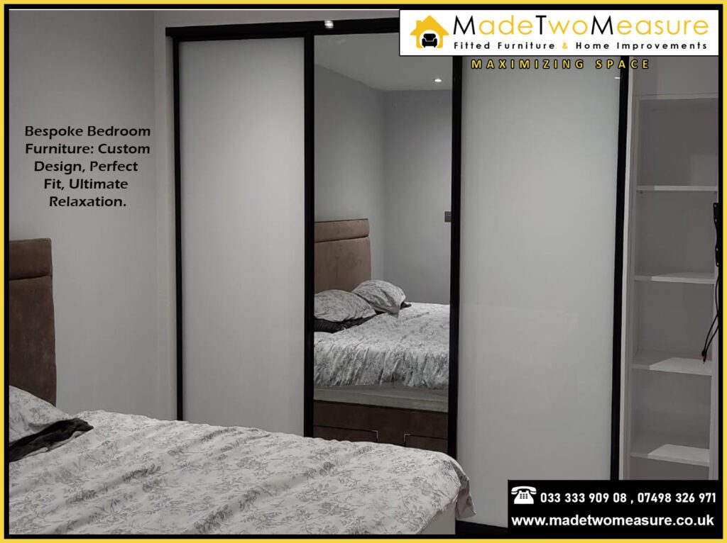 Small Bedroom Fitted Wardrobes