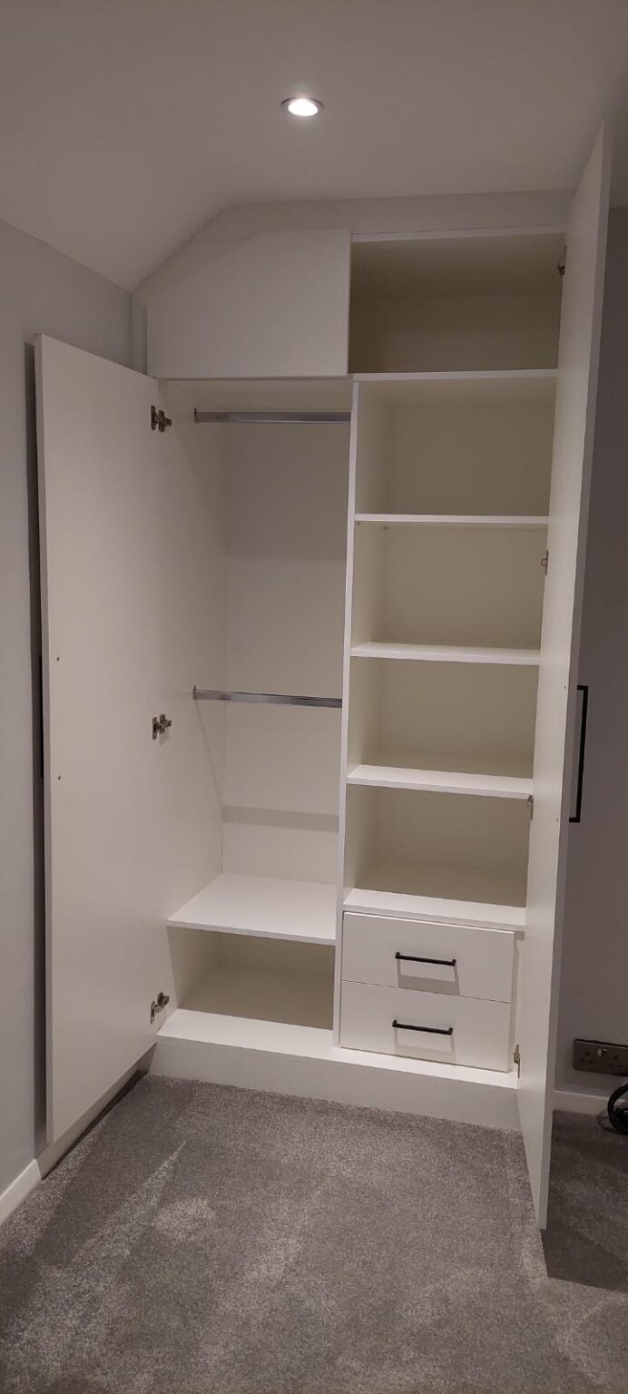 Custom External Wardrobe Bespoke Custom Made Wardrobes | Perfectly Designed & Fitted 2026 - Made ...